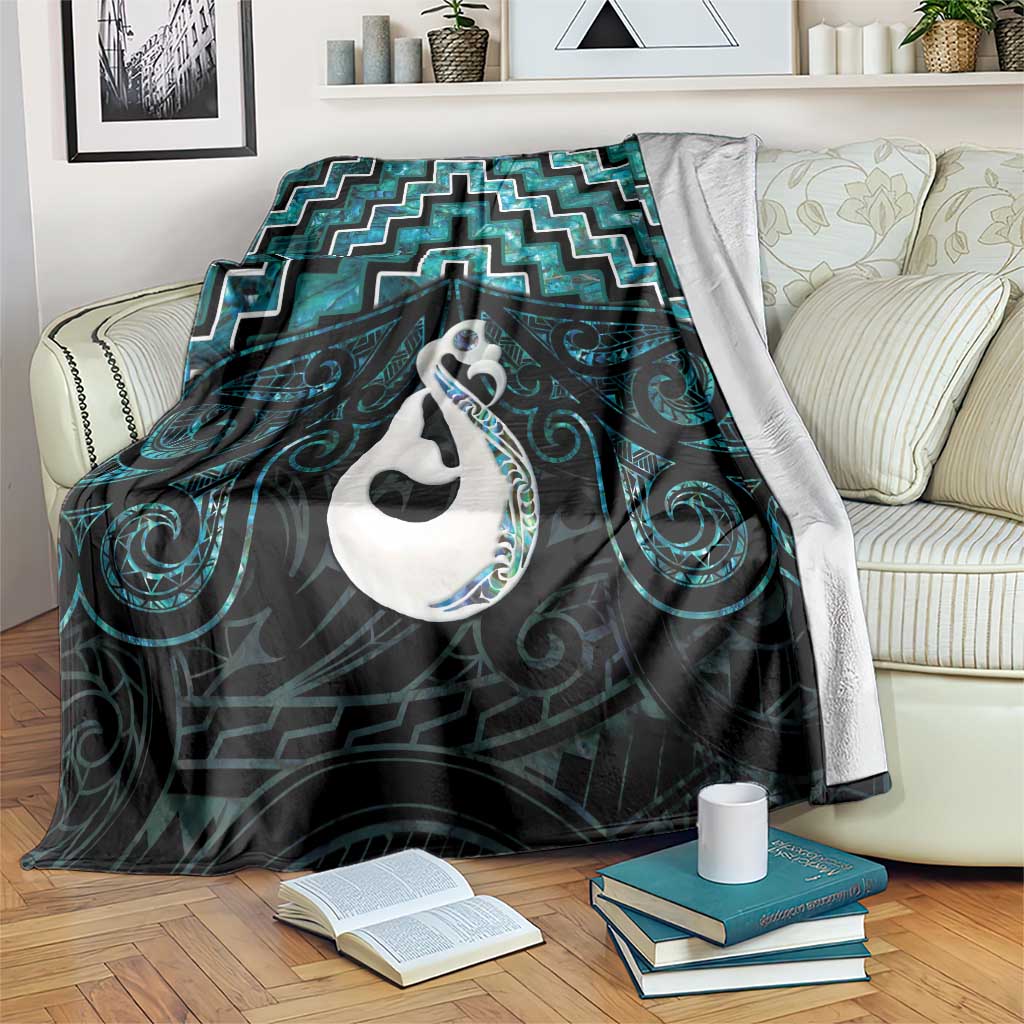 New Zealand Maori Blanket Poutama Manaia Turquoise Paua Shell