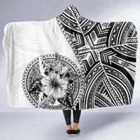 Hibiscus With White Austronesian Tattoo Pattern Hooded Blanket - Polynesian Pride