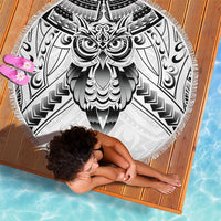 New Zealand Morepork Beach Blanket Maori Pattern White