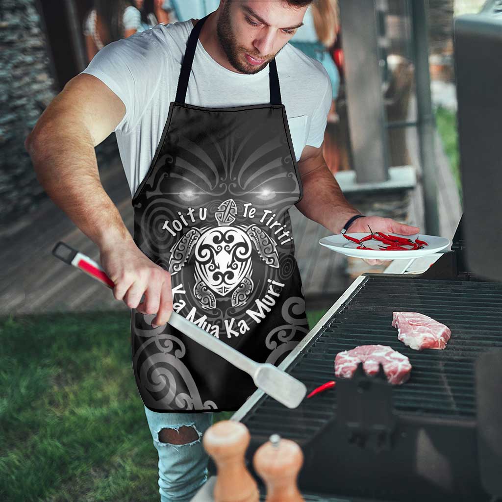 Aotearoa Toitu Te Tiriti Apron Ka Mua Ka Muri