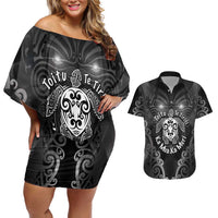 Aotearoa Toitu Te Tiriti Couples Matching Off Shoulder Short Dress and Hawaiian Shirt Ka Mua Ka Muri LT05 Black - Polynesian Pride