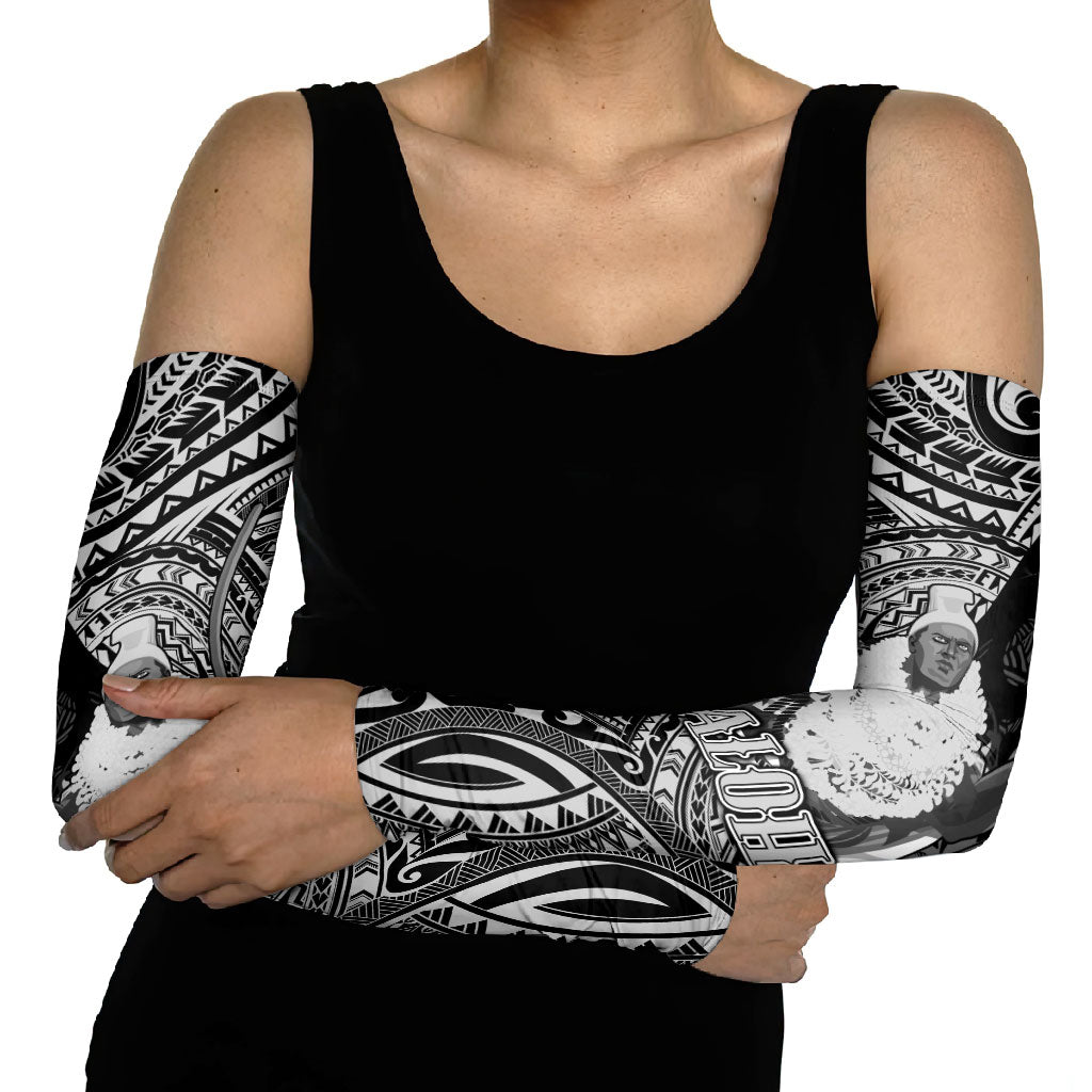 Hawaii King Kamehameha Arm Sleeves With Hawaiian Ipu Motifs Black Version