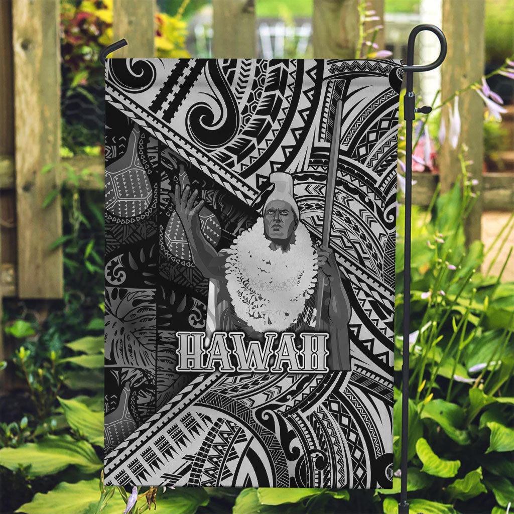Hawaii King Kamehameha Garden Flag With Hawaiian Ipu Motifs Black Version