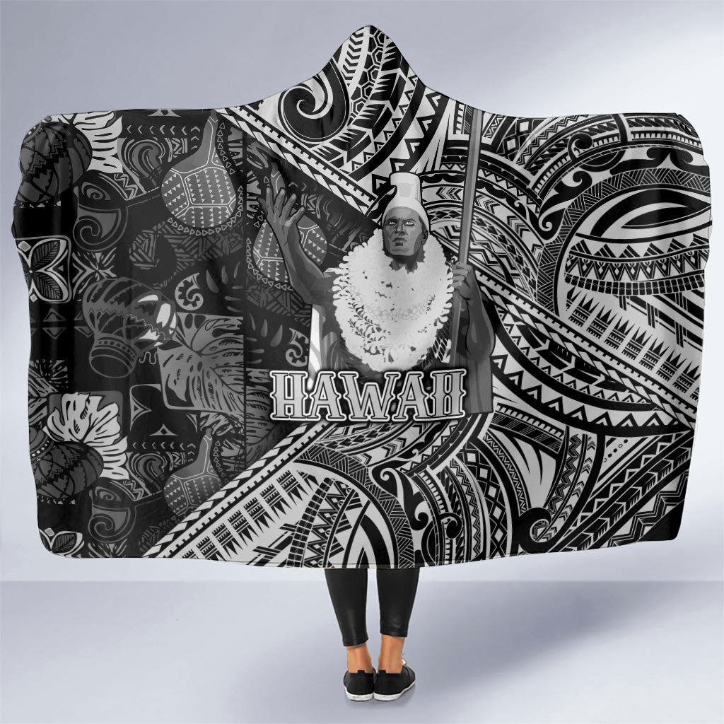 Hawaii King Kamehameha Hooded Blanket With Hawaiian Ipu Motifs Black Version