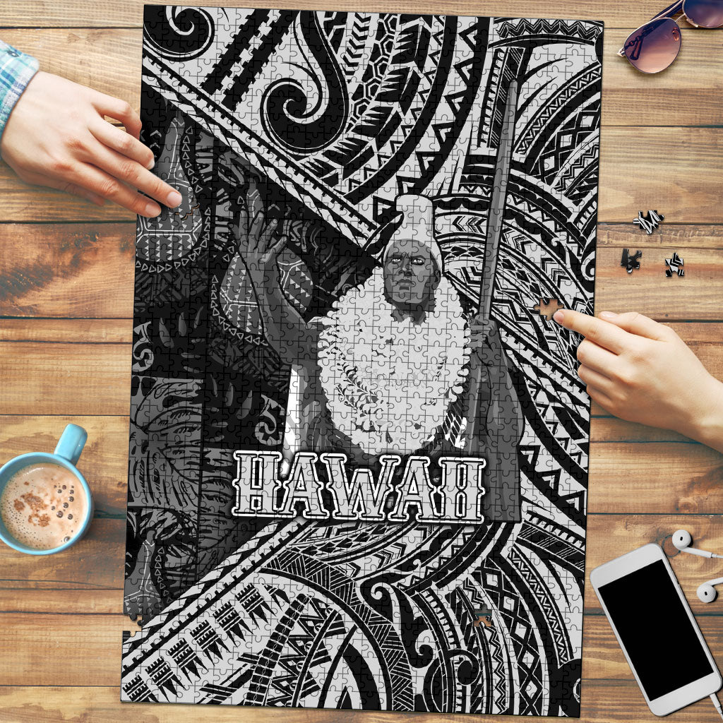 Hawaii King Kamehameha Puzzle With Hawaiian Ipu Motifs Black Version