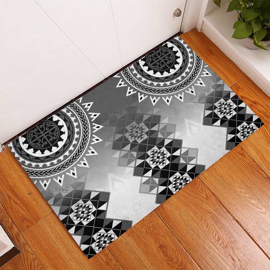 New Zealand Rubber Doormat Poutama Mix Gray Taniko Inspired Art LT05