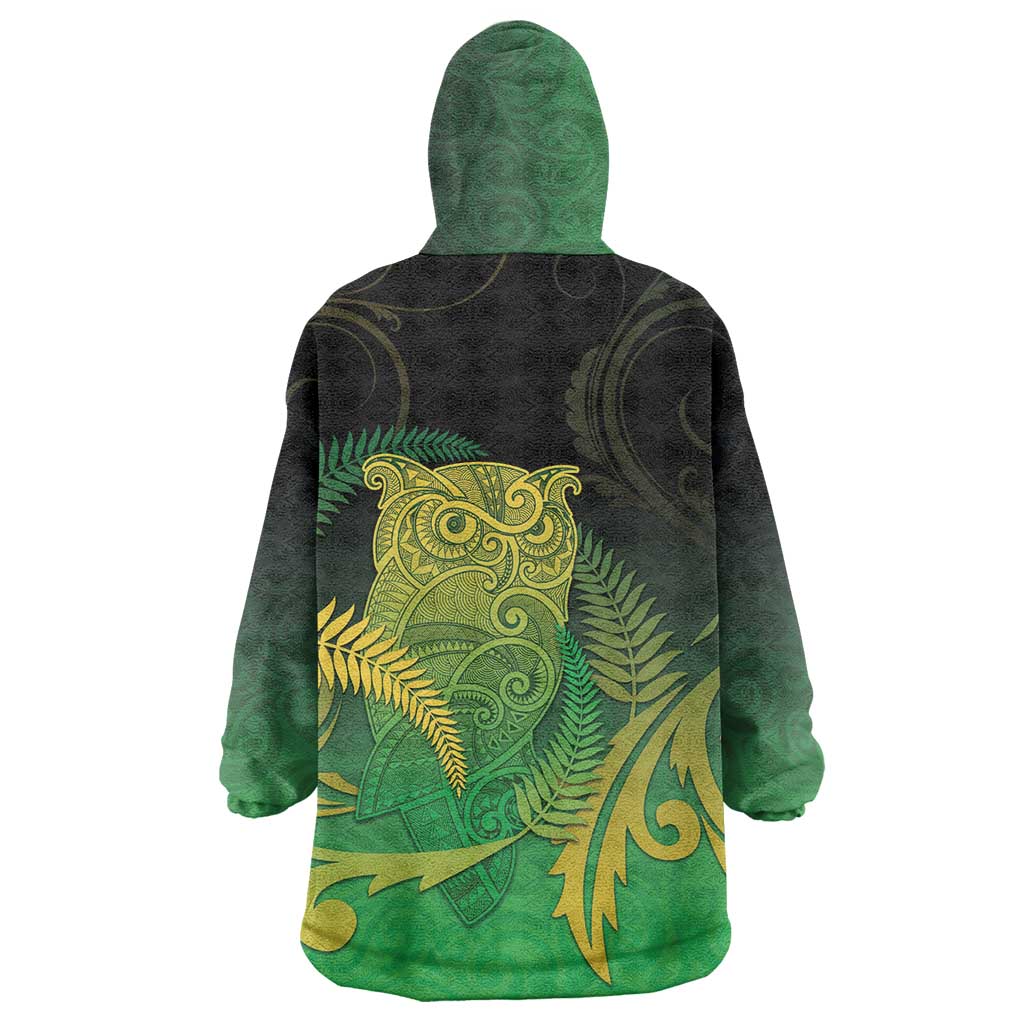 New Zealand Aotearoa Ruru Wearable Blanket Hoodie Maori Fern Art Green