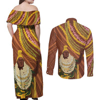 Hawaii King Kamehameha Couples Matching Off Shoulder Maxi Dress and Long Sleeve Button Shirt Hawaiian Kakau Pattern With Leis