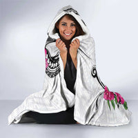 Guam Chamorro Hooded Blanket Bougainvillea White Polynesian Tribal Pattern