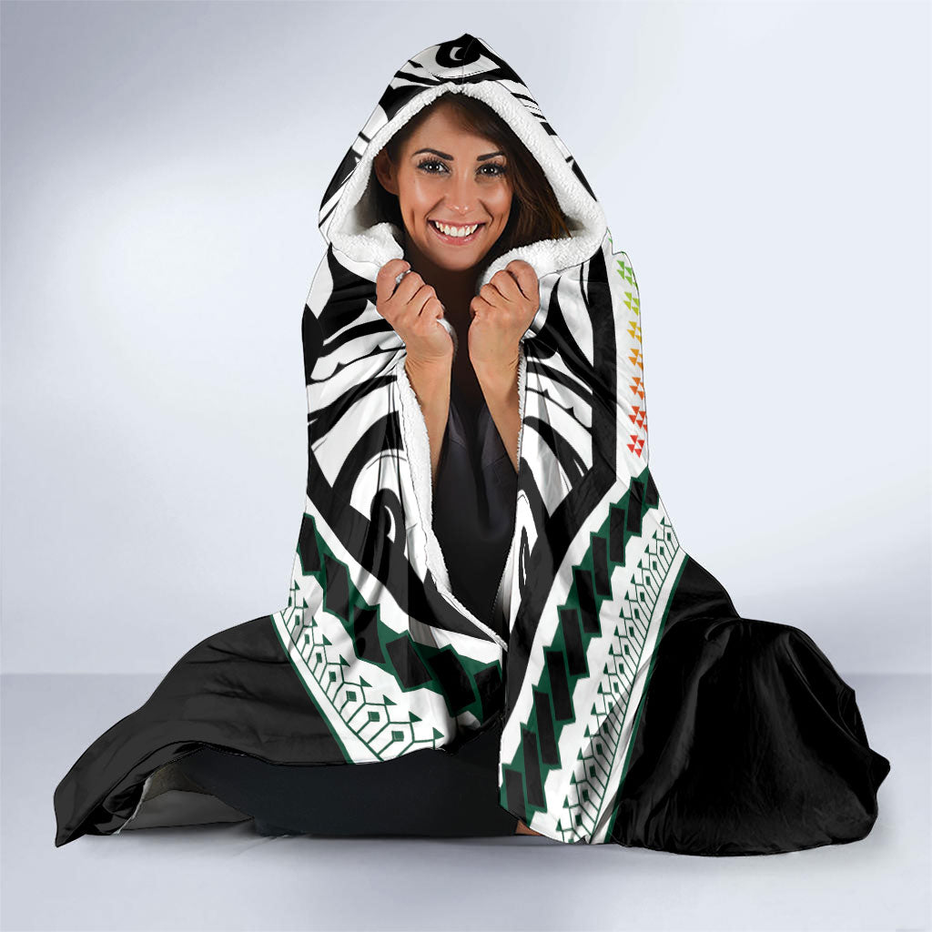 Hawaii Warriors Football Hooded Blanket Rainbow Kakau Pattern White LT05 - Polynesian Pride