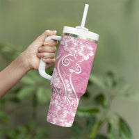 Polynesian Women's Day Tumbler With Handle Pink Hibiscus Flowers With Polynesian Pattern