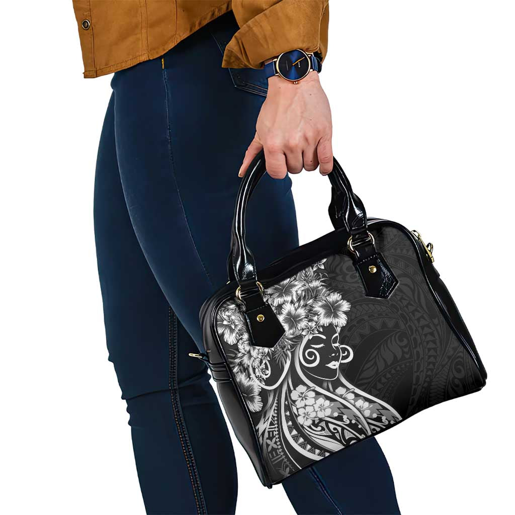 Polynesian Women's Day Shoulder Handbag Black Hibiscus Flowers With Polynesian Pattern