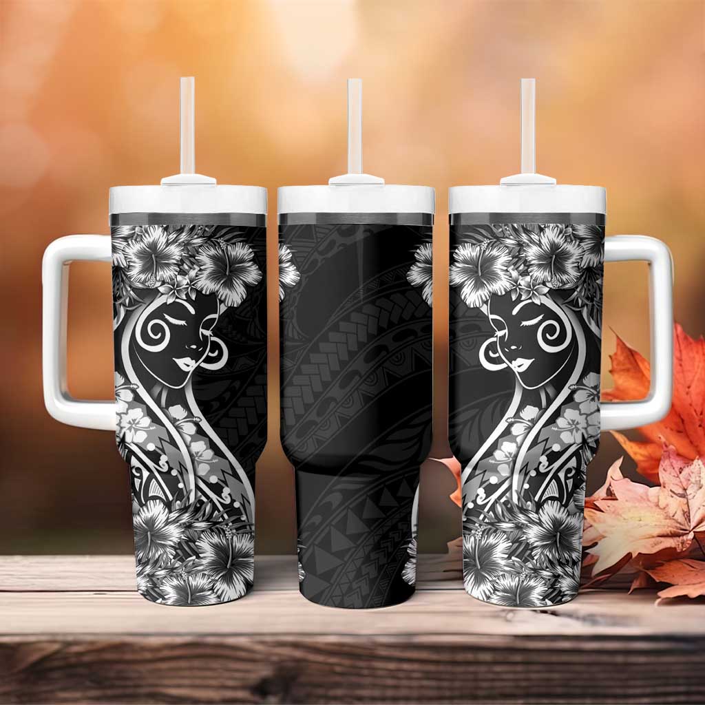 Polynesian Women's Day Tumbler With Handle Black Hibiscus Flowers With Polynesian Pattern