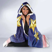 American Samoa Christmas Hooded Blanket Seashell Santa Beach Vibes - Polynesian Pride