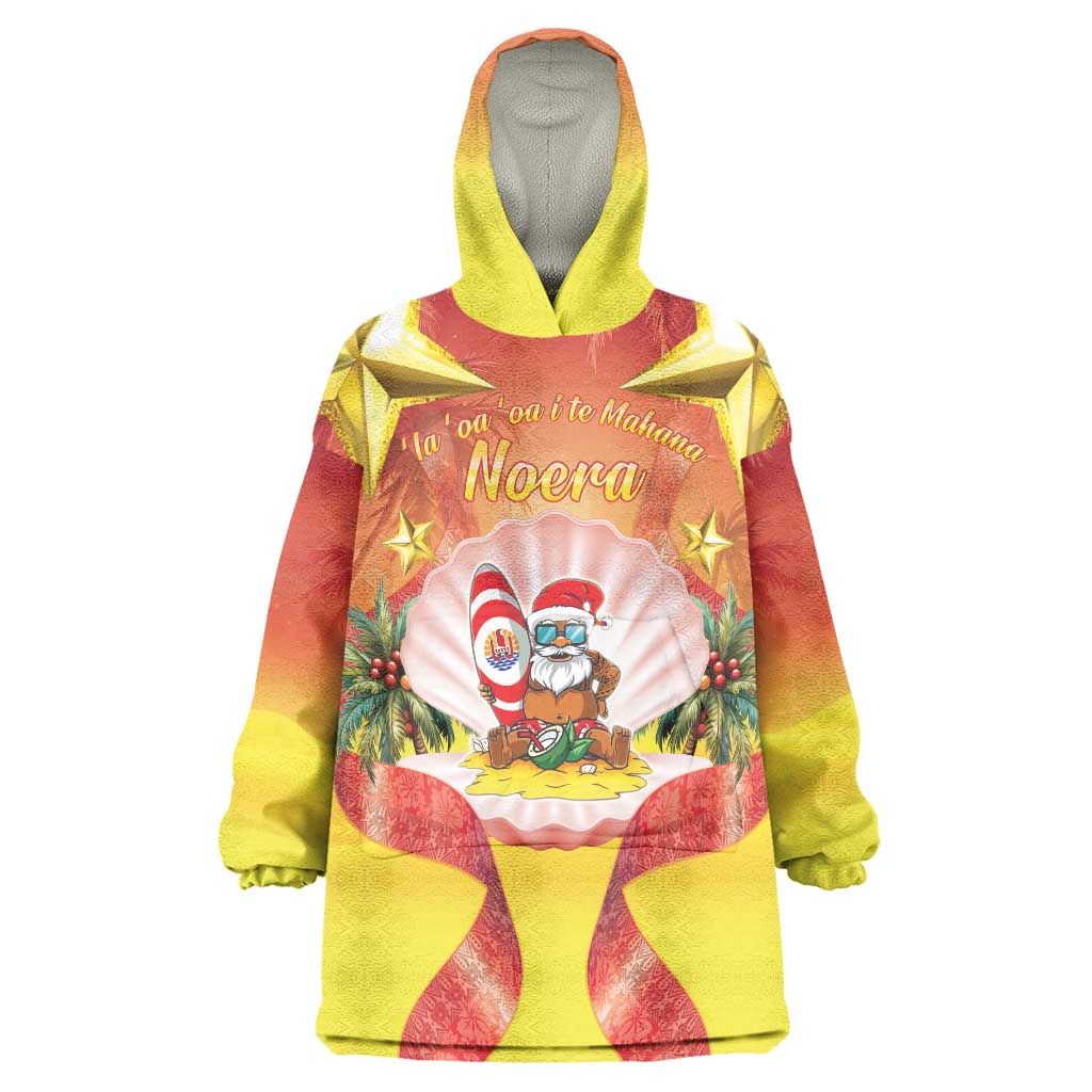 French Polynesia Christmas Wearable Blanket Hoodie Seashell Santa Beach Vibes - Polynesian Pride