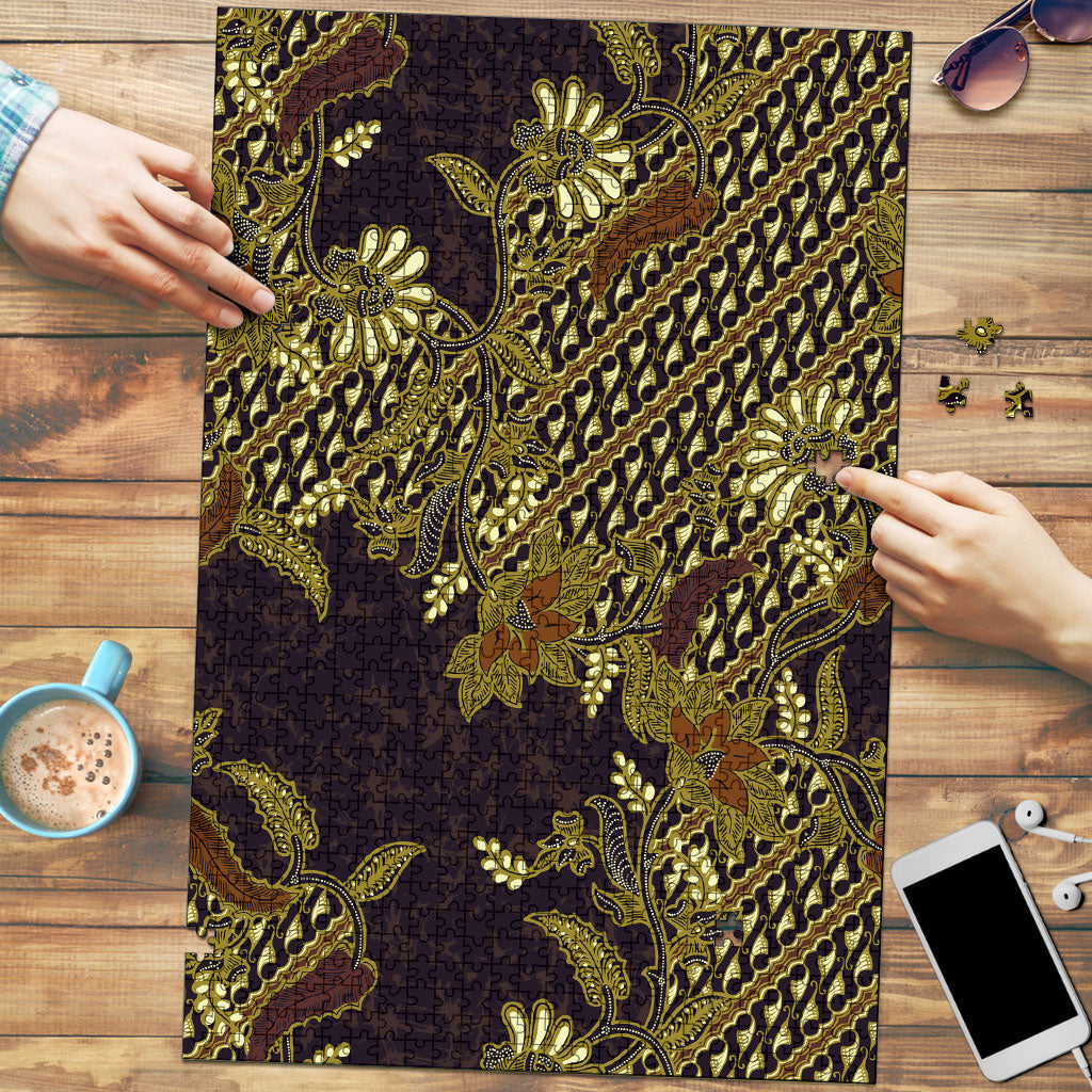Indonesian Parang Batik Puzzle Yellow Floral Pattern