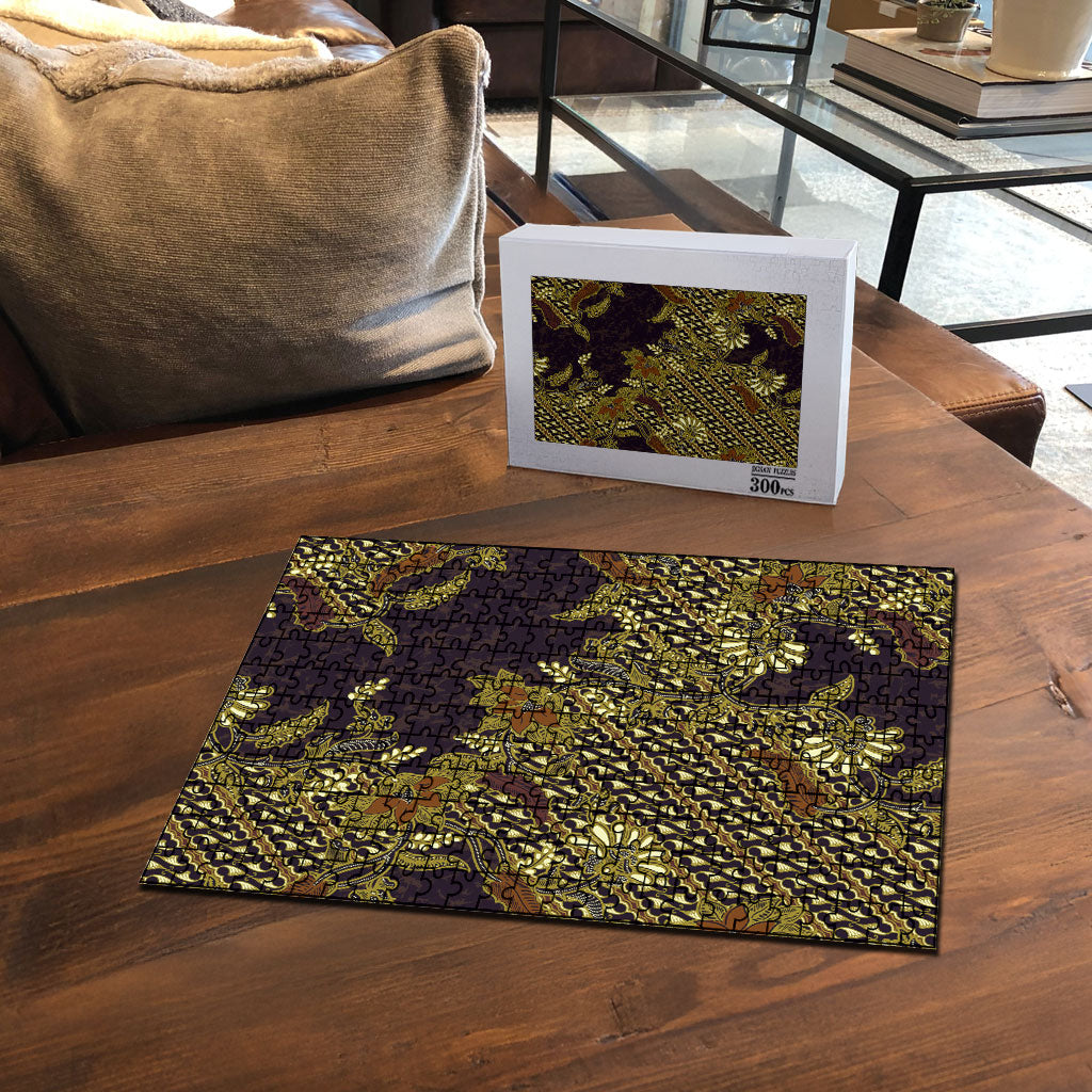 Indonesian Parang Batik Puzzle Yellow Floral Pattern