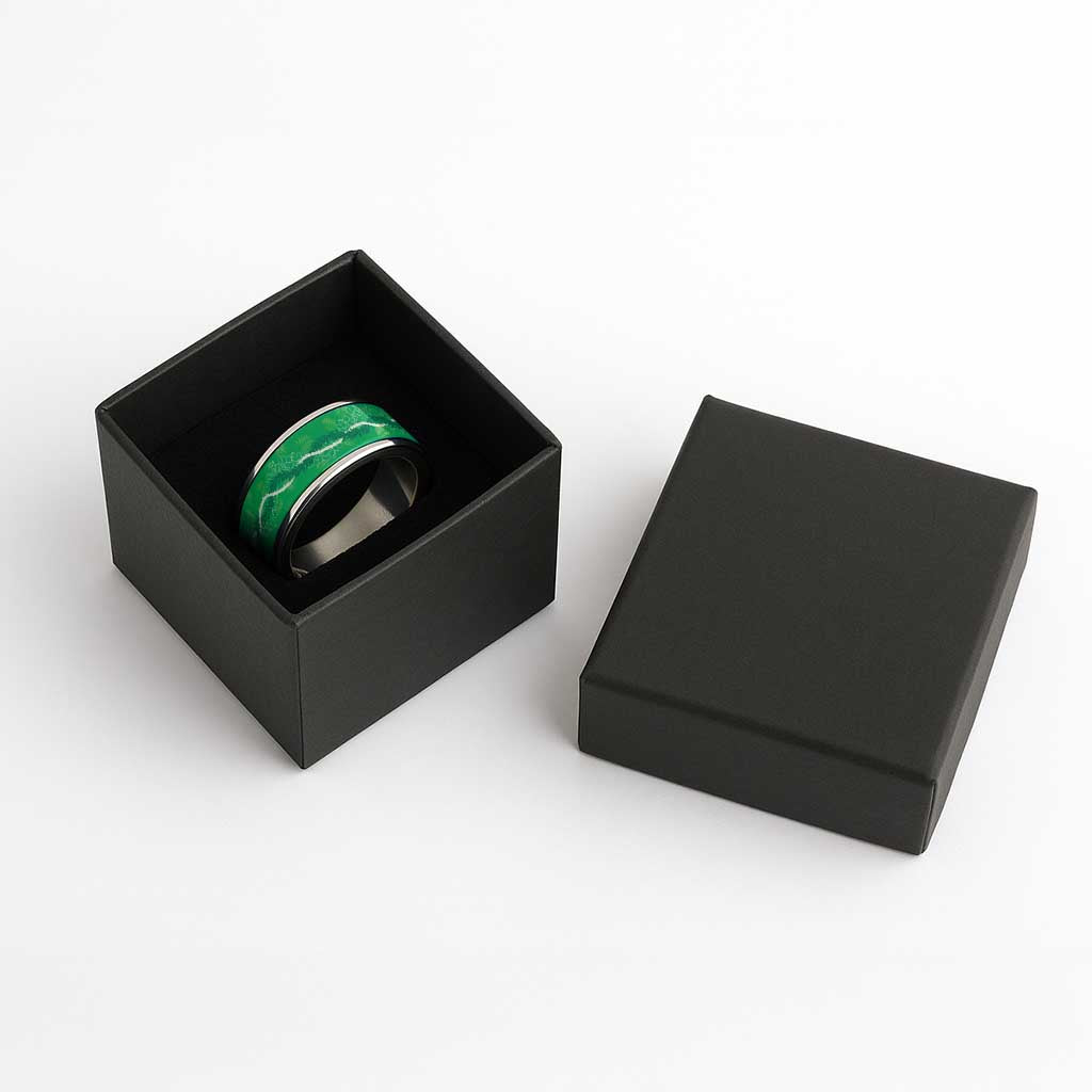 Hawaii Maile Lei Classic Ring With Green Monstera Pattern - Polynesian Pride