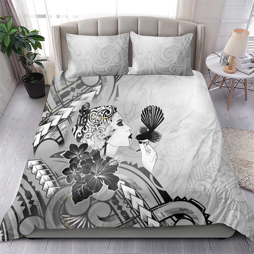 Aotearoa Maori Wahine Bedding Set Fantail Bird Black Gold Marble