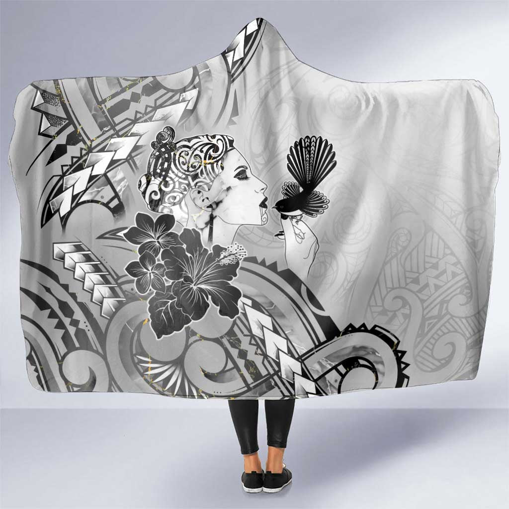 Aotearoa Maori Wahine Hooded Blanket Fantail Bird Black Gold Marble