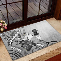 Aotearoa Maori Wahine Rubber Doormat Fantail Bird Black Gold Marble