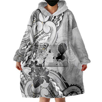 Aotearoa Maori Wahine Wearable Blanket Hoodie Fantail Bird Black Gold Marble