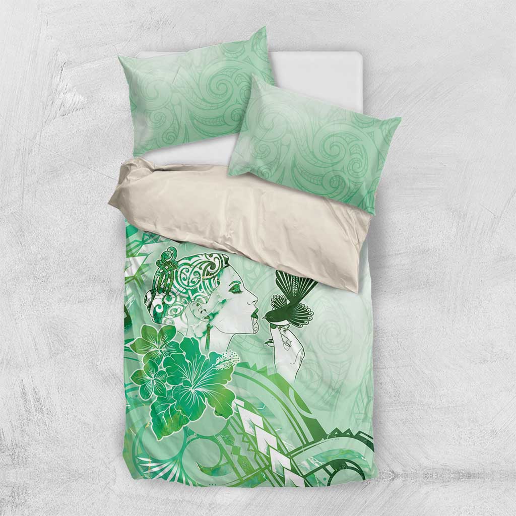 Aotearoa Maori Wahine Bedding Set Fantail Bird Green Gold Marble