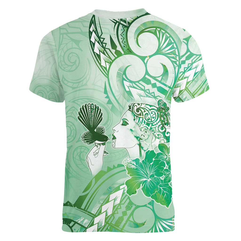 Aotearoa Maori Wahine Women V-Neck T-Shirt Fantail Bird Green Gold Marble LT05 - Polynesian Pride