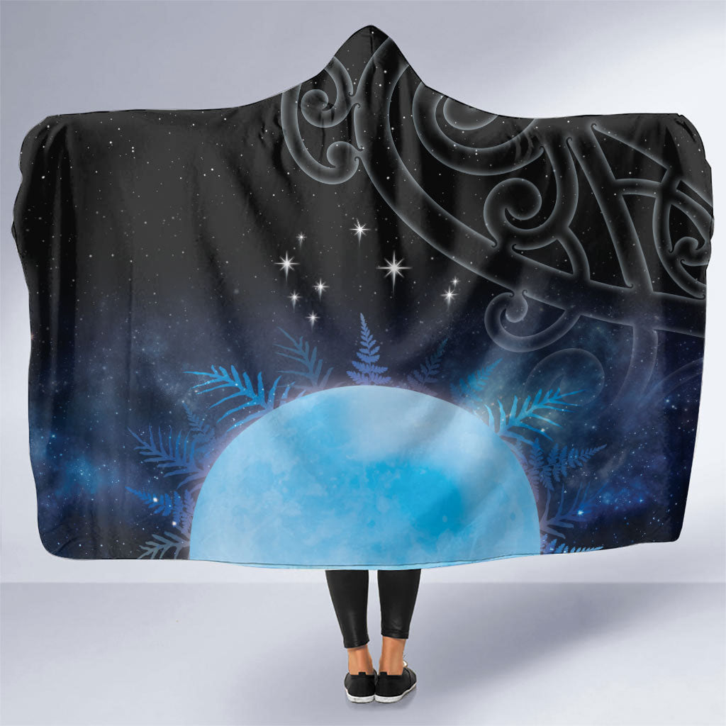 New Zealand Matariki Hooded Blanket Pleiades Star Cluster Blue Galaxy