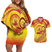 Vanuatu 45 Yia Indipendens Anivesari Couples Matching Off Shoulder Short Dress and Hawaiian Shirt Tamtam Drum With Boar Tusk - Polynesian Pride