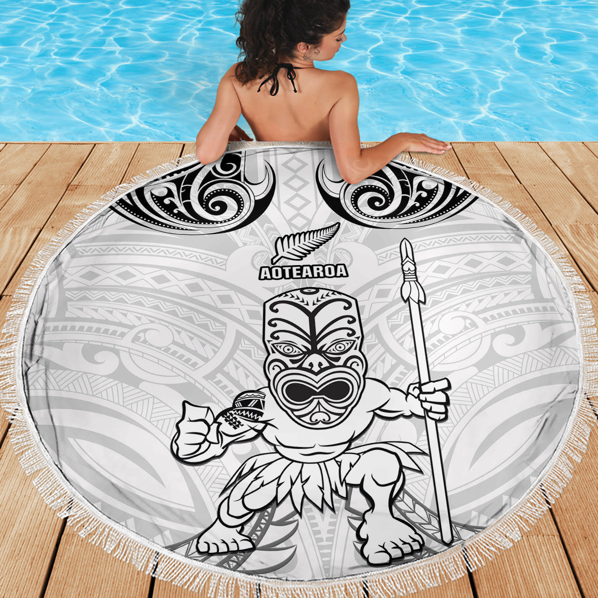 New Zealand Maori Taiaha Beach Blanket Tiki Warrior White LT05 - Polynesian Pride
