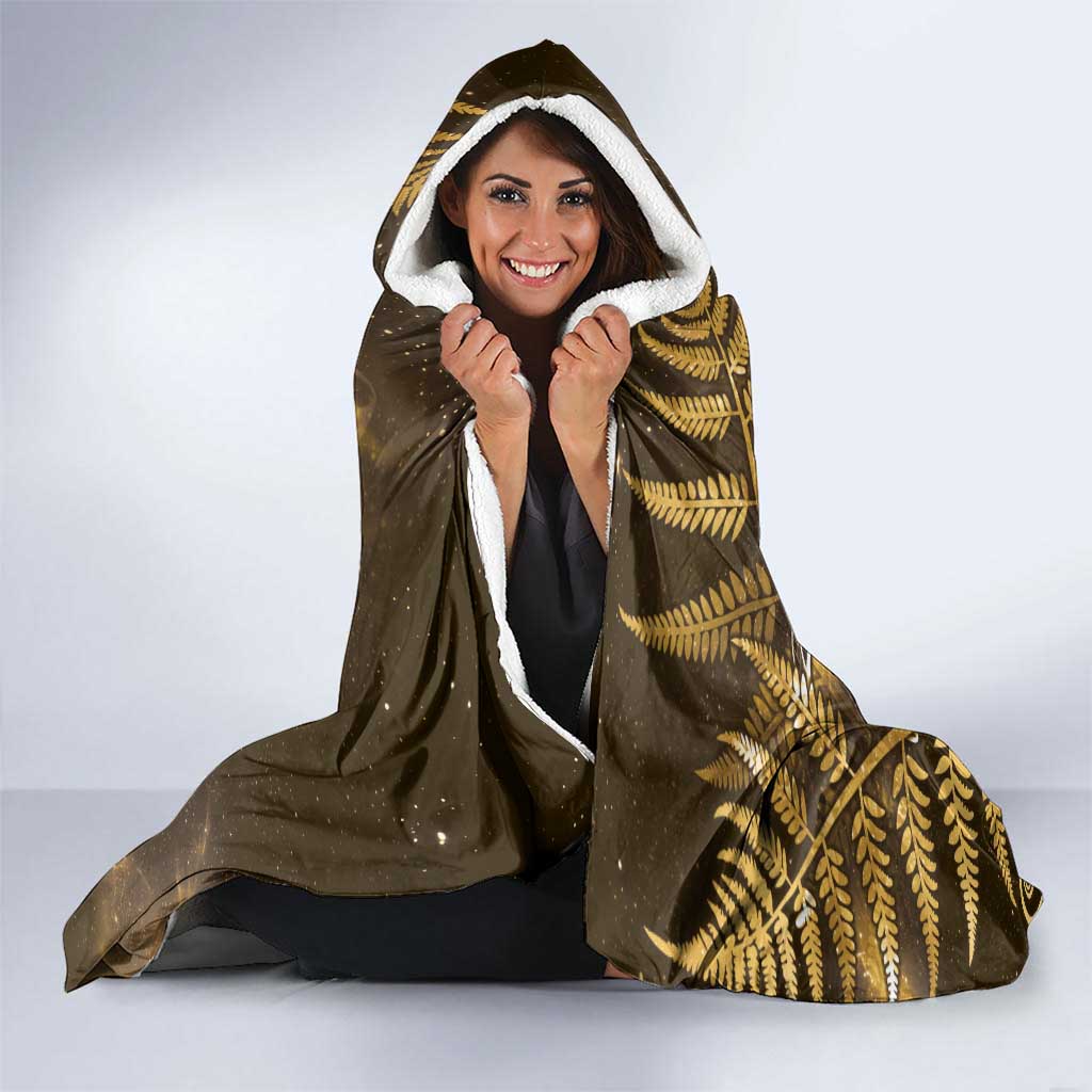 New Zealand Matariki Hooded Blanket Maori Koru With Humpback Whale Gold
