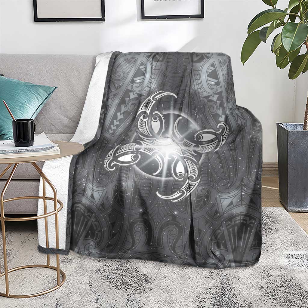 New Zealand Matariki Ururangi Blanket Maori Moko Grey Galaxy