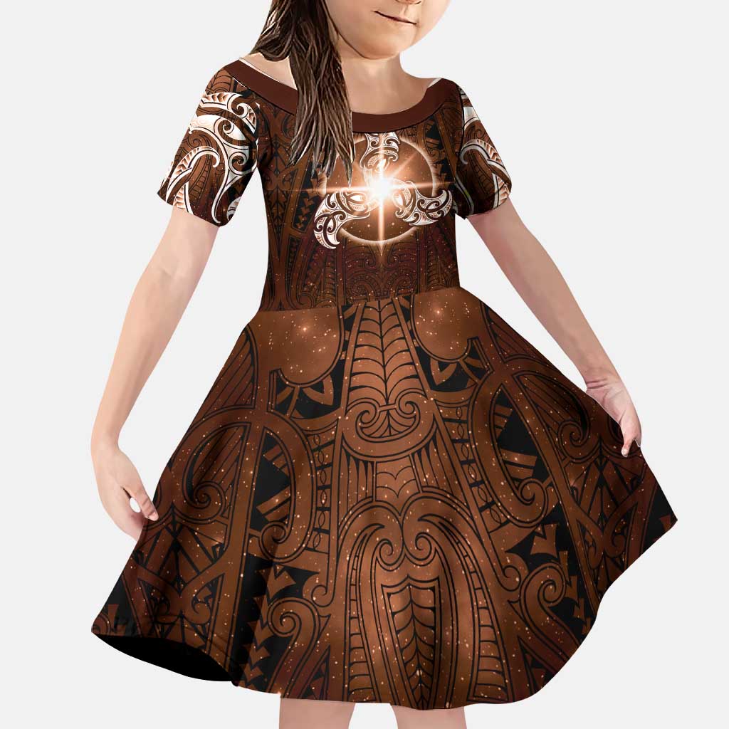 New Zealand Matariki Tupuanuku Family Matching Tank Maxi Dress and Hawaiian Shirt Maori Moko Brown Galaxy LT05 Daughter's Dress Brown - Polynesian Pride