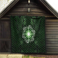 New Zealand Matariki Tupuarangi Quilt Maori Moko Green Galaxy