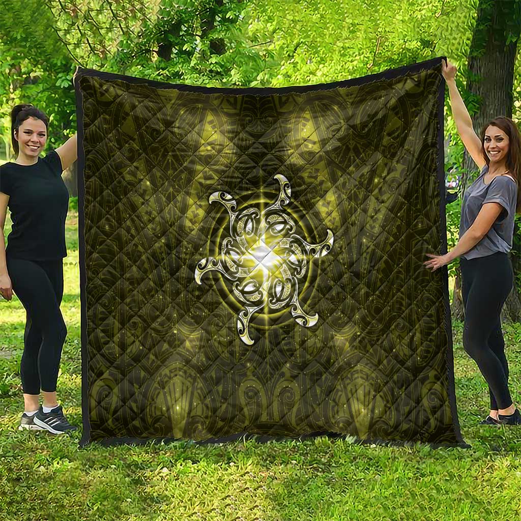 New Zealand Matariki Hiwaiterangi Quilt Maori Moko Yellow Galaxy