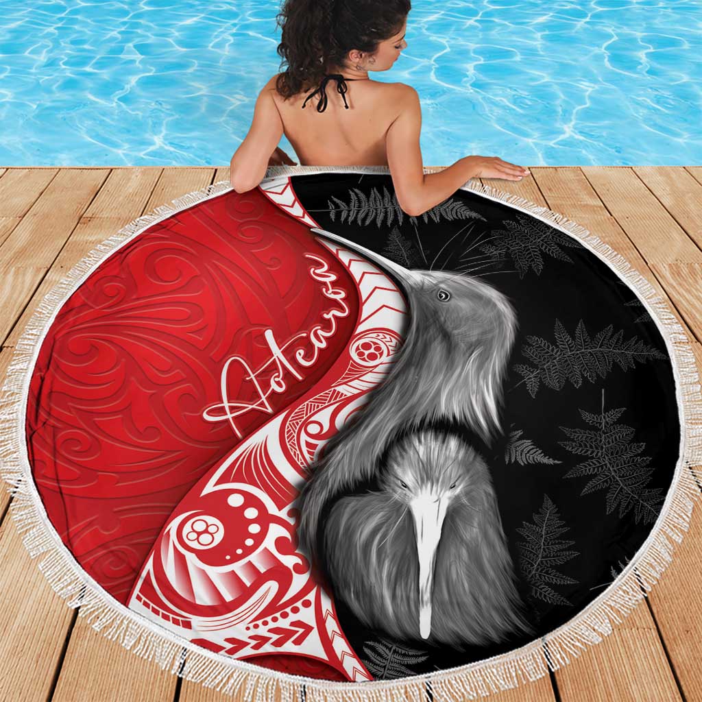 New Zealand Aotearoa Beach Blanket Kiwi Fern Maori Pattern Red Version
