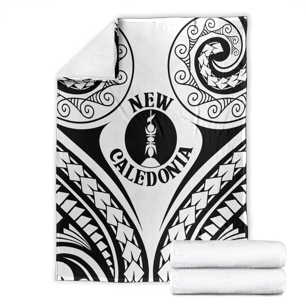 New Caledonia Day Blanket Polynesian Curves White Color - Polynesian Pride