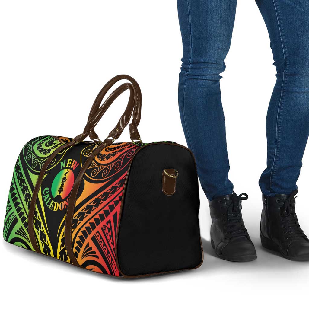 New Caledonia Day Travel Bag Polynesian Curves Reggae Color - Polynesian Pride