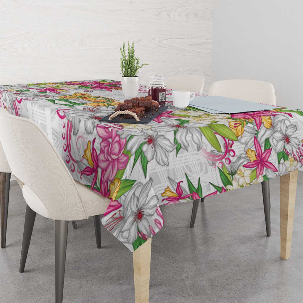 Hawaii Palaka Tablecloth White Tribal Pattern With Tropical Flowers - Polynesian Pride