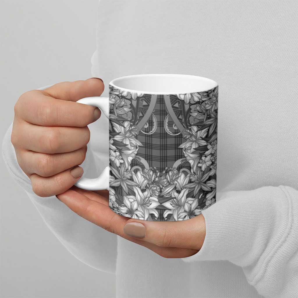Hawaii Palaka Ceramic Mug Black Tribal Pattern With Tropical Flowers - Polynesian Pride