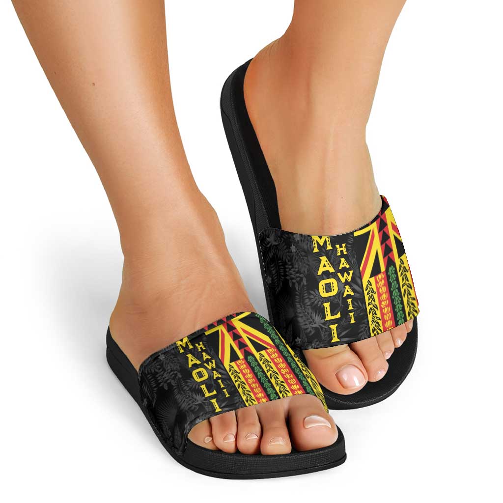 Hawaii Maoli Spirit Slide Sandals Kakau Pattern With Flower Lei - Polynesian Pride