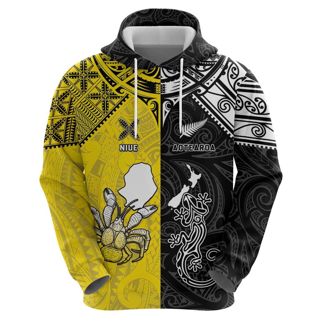 Custom New Zealand Maori And Niue Hiapo Hoodie Lizard And Coconut Crab Together