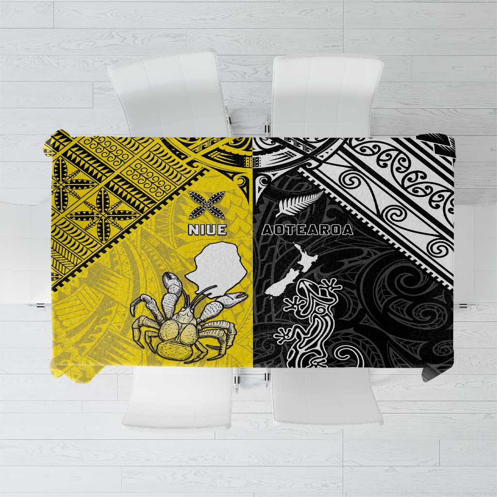 New Zealand Maori And Niue Hiapo Tablecloth Lizard And Coconut Crab Together