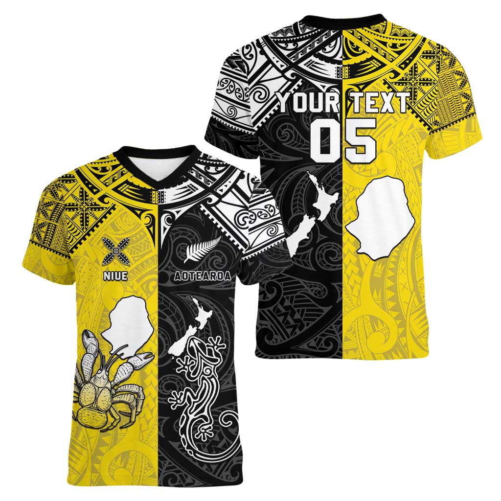 Custom New Zealand Maori And Niue Hiapo Women V-Neck T-Shirt Lizard And Coconut Crab Together