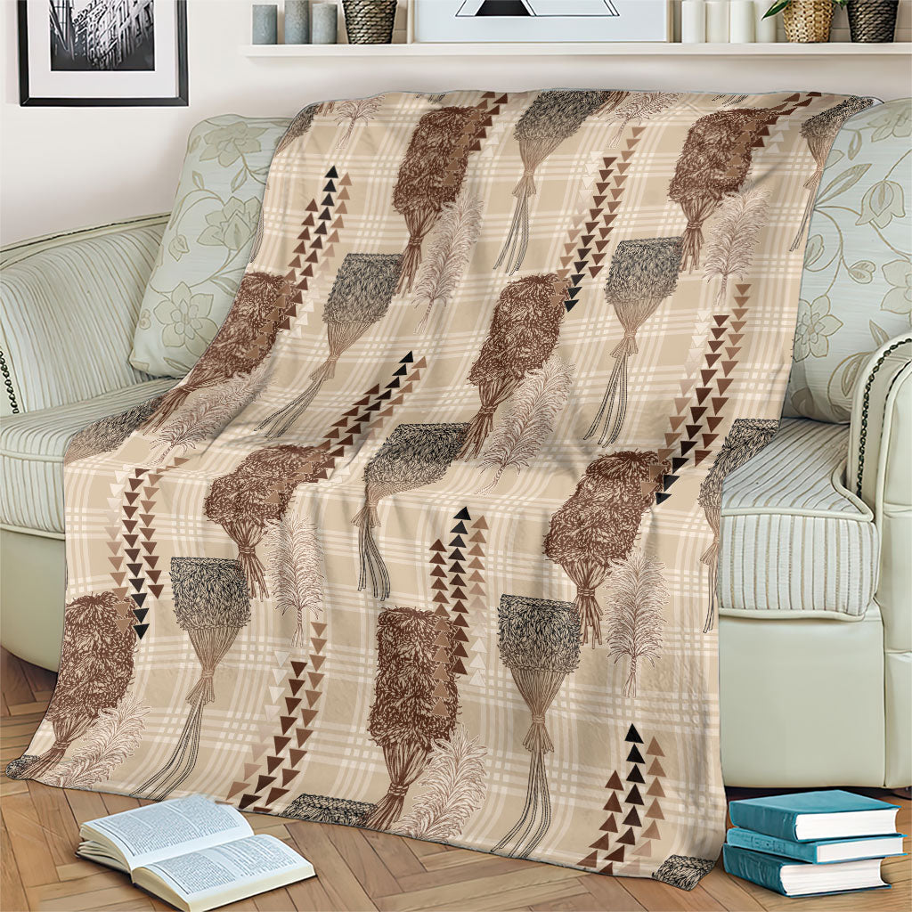 Aloha Hawaii Vintage Kahili Pa'a Lima Blanket Palaka Print Cozy Beige