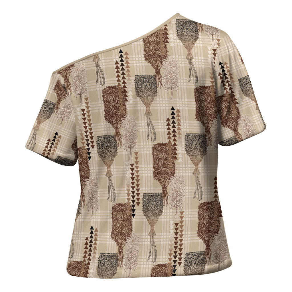 Aloha Hawaii Vintage Kahili Pa'a Lima Cross Shoulder Shirt Palaka Print Cozy Beige