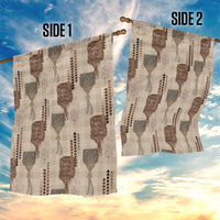 Aloha Hawaii Vintage Kahili Pa'a Lima Garden Flag Palaka Print Cozy Beige