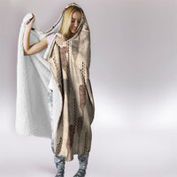 Aloha Hawaii Vintage Kahili Pa'a Lima Hooded Blanket Palaka Print Cozy Beige