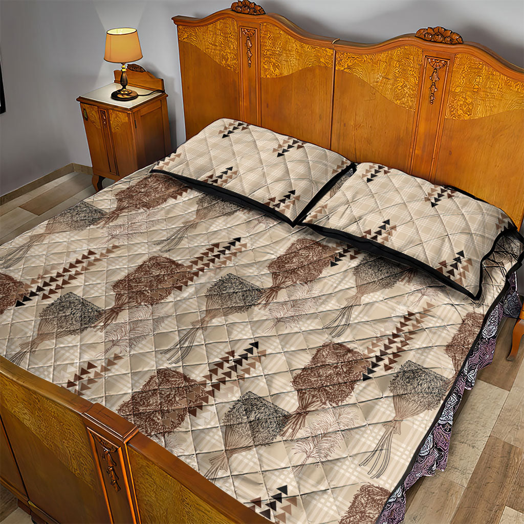 Aloha Hawaii Vintage Kahili Pa'a Lima Quilt Bed Set Palaka Print Cozy Beige